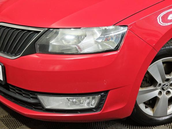 Skoda Rapid I с пробегом 2017 года, цена 1 159 000 рублей, 111433 км, лифтбек, Автокод Объявления