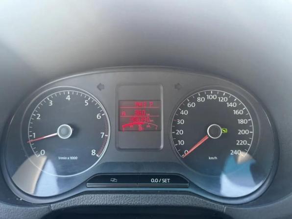Volkswagen Polo V с пробегом 2010 года, цена 575 000 рублей, 280000 км, седан, Автокод Объявления