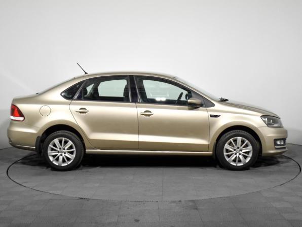 Volkswagen Polo V Рестайлинг с пробегом 2016 года, цена 1 095 000 рублей, 117468 км, седан, Автокод Объявления