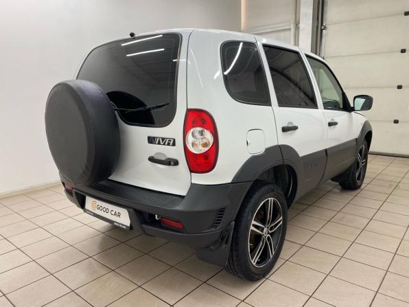 Chevrolet Niva I Рестайлинг с пробегом 2018 года, цена 735 000 рублей, 96630 км, внедорожник, Автокод Объявления