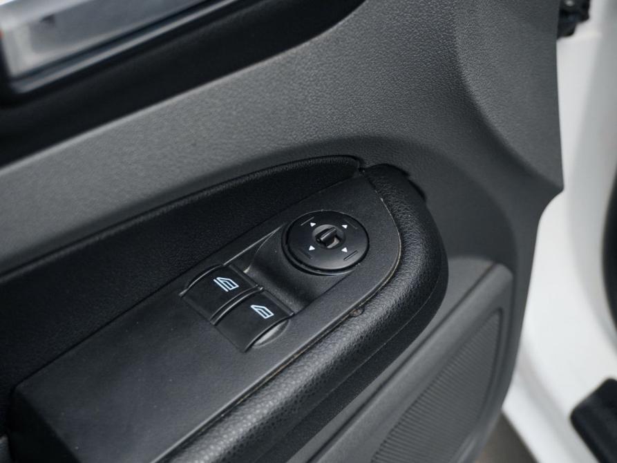 Ford Focus II Рестайлинг Ростов-на-Дону  - изображение 10
