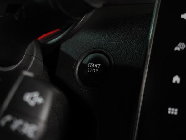 Renault Arkana I с пробегом 2019 года, цена 1 549 000 рублей, 95154 км, внедорожник, Автокод Объявления