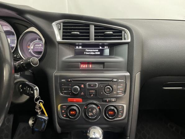 Citroen DS4 с пробегом 2012 года, цена 699 000 рублей, 124614 км, хэтчбек, Автокод Объявления