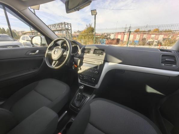 Skoda Yeti I Рестайлинг с пробегом 2014 года, цена 1 399 000 рублей, 119000 км, внедорожник, Автокод Объявления