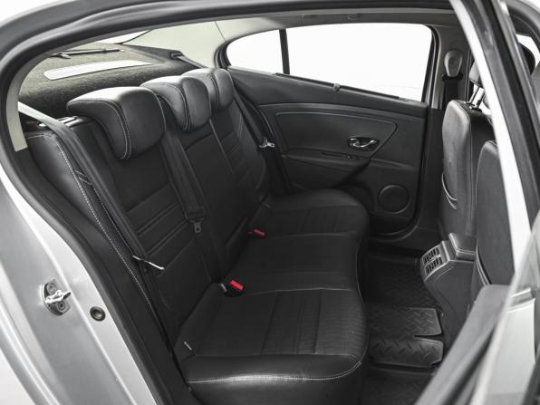 Renault Fluence I Рестайлинг с пробегом 2013 года, цена 909 000 рублей, 187400 км, седан, Автокод Объявления