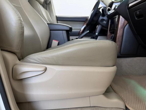 Toyota Land Cruiser Prado 150 Series с пробегом 2010 года, цена 2 900 000 рублей, 148800 км, внедорожник, Автокод Объявления