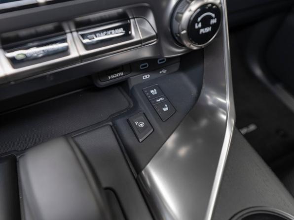 Lexus LX IV с пробегом 2025 года, цена 17 300 000 рублей, 19 км, внедорожник, Автокод Объявления