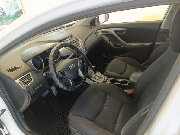 Hyundai Elantra V (MD) с пробегом 2013 года, цена 1 100 000 рублей, 211065 км, седан, Автокод Объявления