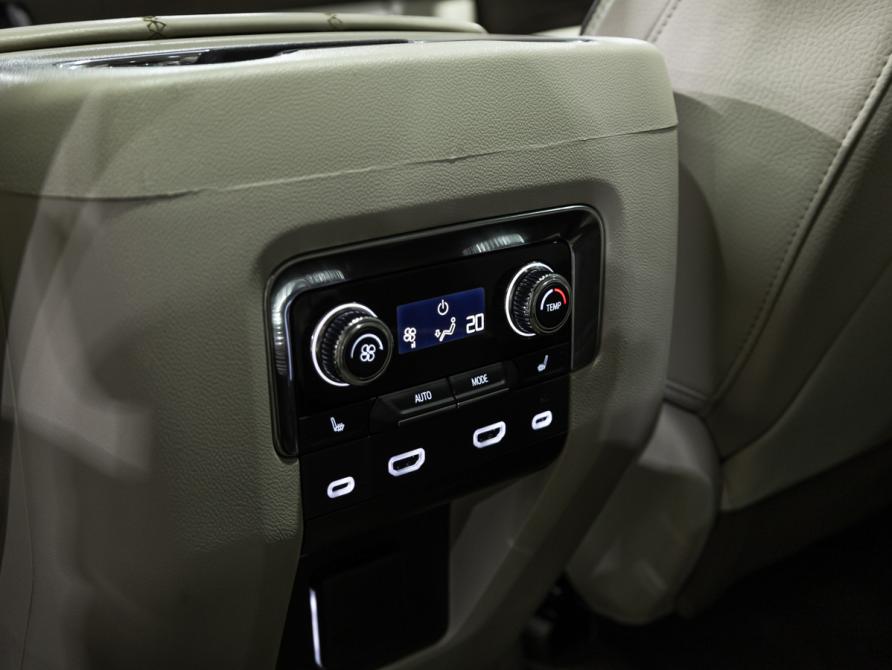 GMC Yukon V Санкт-Петербург  - изображение 30