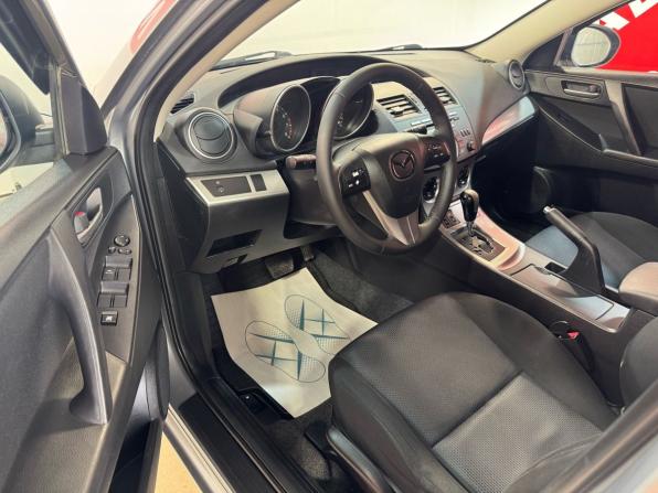 Mazda 3 II (BL) Рестайлинг с пробегом 2011 года, цена 980 000 рублей, 187175 км, хэтчбек, Автокод Объявления