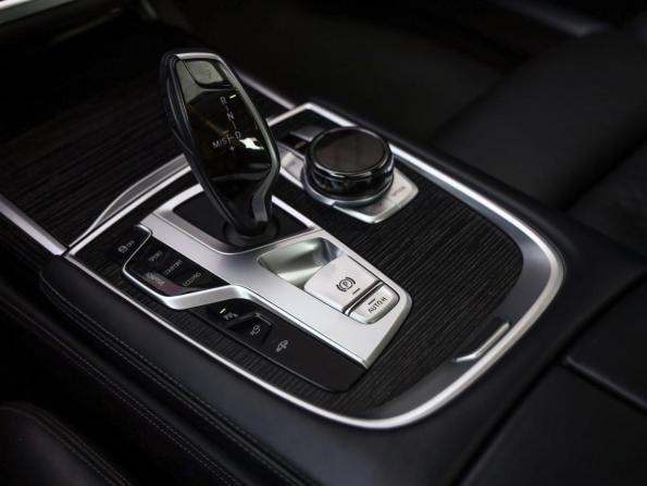 BMW 7 серии VI (G11/G12) Рестайлинг с пробегом 2020 года, цена 4 999 000 рублей, 134314 км, седан, Автокод Объявления