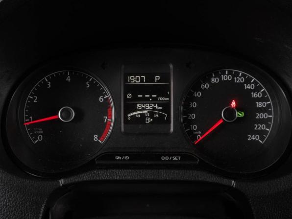 Volkswagen Polo V Рестайлинг с пробегом 2018 года, цена 880 000 рублей, 194923 км, седан, Автокод Объявления