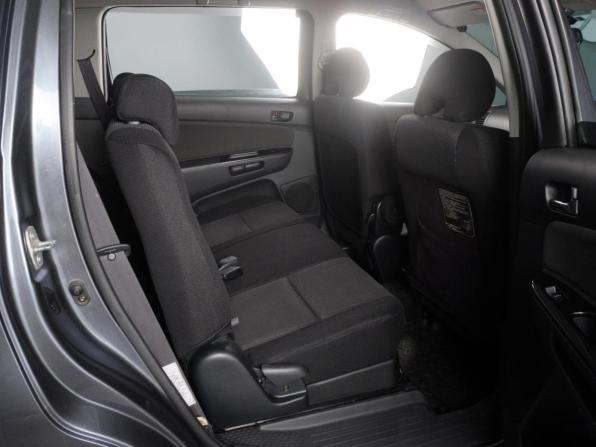 Toyota Wish I с пробегом 2005 года, цена 850 000 рублей, 299999 км, компактвэн, Автокод Объявления