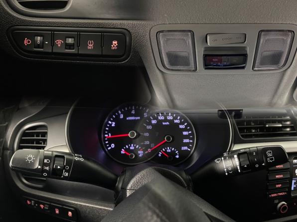 Kia Rio IV с пробегом 2018 года, цена 1 395 000 рублей, 80296 км, хэтчбек, Автокод Объявления