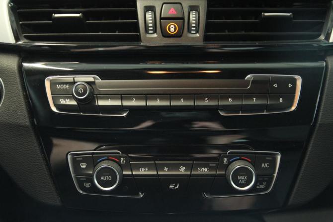 BMW X1 II (F48) Рестайлинг с пробегом 2020 года, цена 2 299 000 рублей, 139000 км, внедорожник, Автокод Объявления