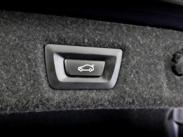 BMW 5 серии VII (G30/G31/G38) с пробегом 2019 года, цена 3 170 000 рублей, 170029 км, седан, Автокод Объявления