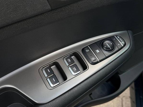 Kia Optima IV Рестайлинг с пробегом 2019 года, цена 2 100 000 рублей, 32175 км, седан, Автокод Объявления
