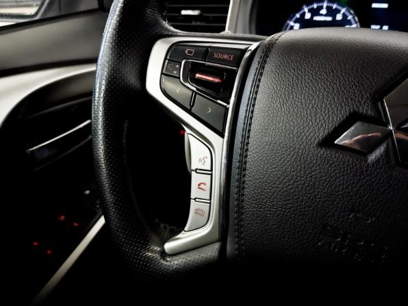 Mitsubishi Pajero Sport III с пробегом 2017 года, цена 3 100 000 рублей, 107178 км, внедорожник, Автокод Объявления