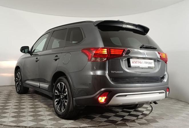 Mitsubishi Outlander III Рестайлинг 3 с пробегом 2022 года, цена 2 620 000 рублей, 62200 км, внедорожник, Автокод Объявления