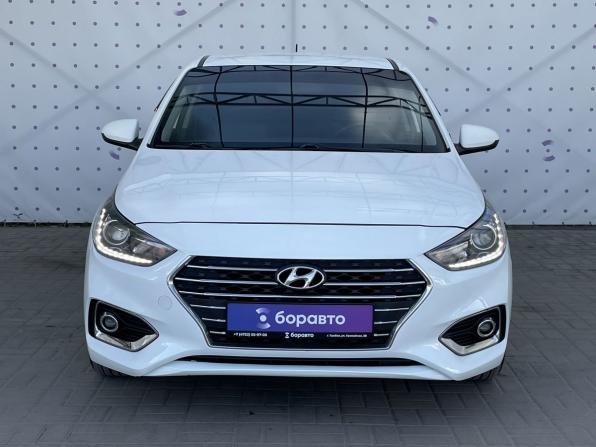 Hyundai Solaris II с пробегом 2017 года, цена 1 130 000 рублей, 186805 км, седан, Автокод Объявления