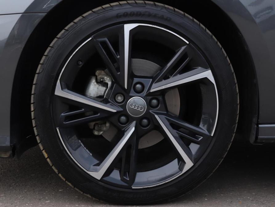 Audi A3 IV (8Y) Москва  - изображение 26