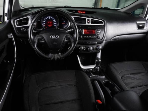 Kia Ceed II с пробегом 2013 года, цена 999 000 рублей, 157570 км, универсал, Автокод Объявления