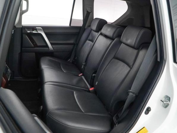 Toyota Land Cruiser Prado 150 Series Рестайлинг 1 с пробегом 2014 года, цена 3 887 077 рублей, 149723 км, внедорожник, Автокод Объявления