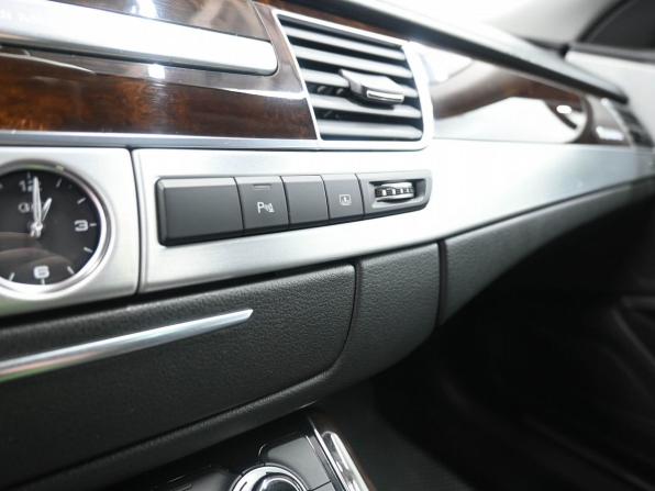 Audi A8 III (D4) Рестайлинг с пробегом 2014 года, цена 2 539 500 рублей, 142000 км, седан, Автокод Объявления
