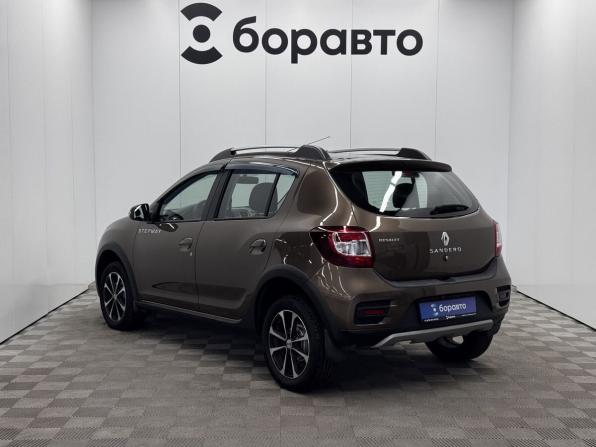 Renault Sandero II Рестайлинг с пробегом 2018 года, цена 1 220 000 рублей, 113988 км, хэтчбек, Автокод Объявления