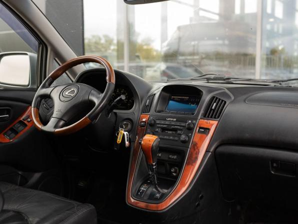 Lexus RX I с пробегом 2002 года, цена 800 000 рублей, 342214 км, внедорожник, Автокод Объявления