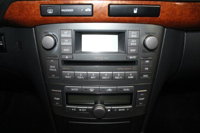 Toyota Avensis II Рестайлинг с пробегом 2006 года, цена 799 000 рублей, 248274 км, седан, Автокод Объявления