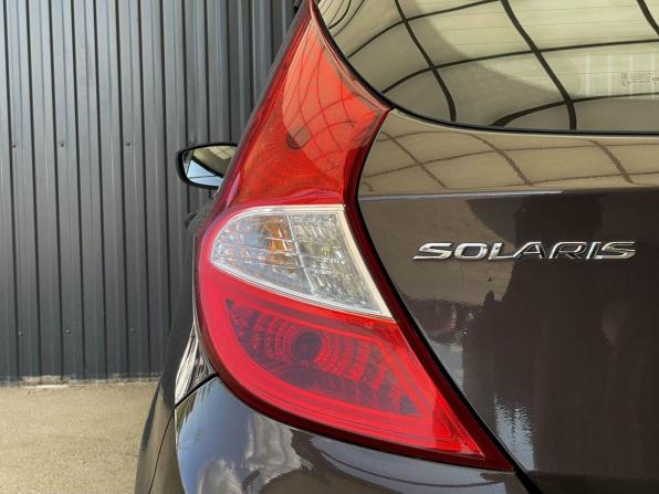 Hyundai Solaris I Рестайлинг с пробегом 2016 года, цена 937 000 рублей, 140687 км, хэтчбек, Автокод Объявления