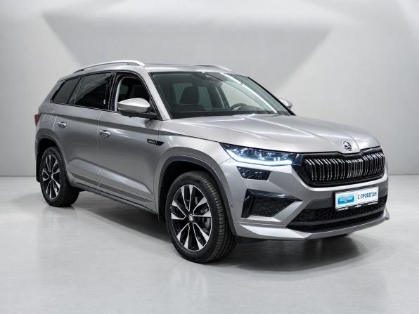 Skoda Kodiaq I Рестайлинг с пробегом 2023 года, цена 4 070 000 рублей, 43500 км, внедорожник, Автокод Объявления