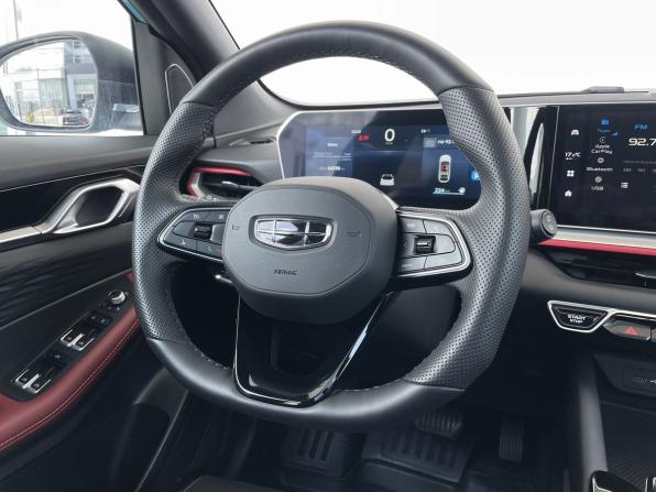Geely Coolray I Рестайлинг с пробегом 2024 года, цена 2 297 000 рублей, 16238 км, внедорожник, Автокод Объявления