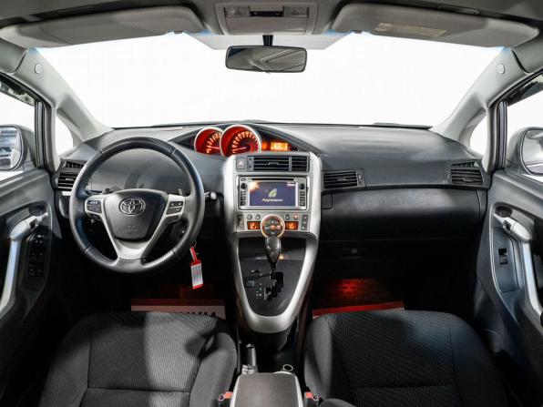 Toyota Verso I с пробегом 2012 года, цена 1 120 500 рублей, 173787 км, компактвэн, Автокод Объявления