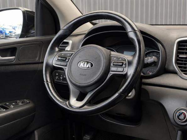 Kia Sportage IV Рестайлинг с пробегом 2018 года, цена 1 997 000 рублей, 95881 км, внедорожник, Автокод Объявления