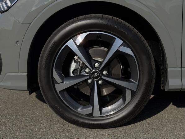 Audi Q3 II (F3) с пробегом 2026 года, цена 3 850 000 рублей, 25 км, внедорожник, Автокод Объявления