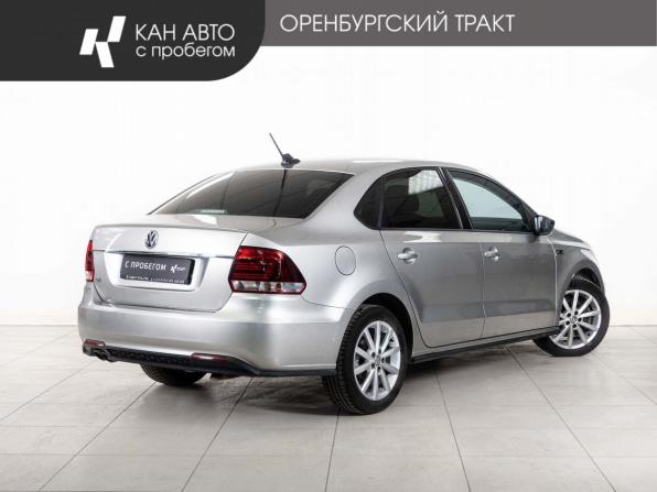 Volkswagen Polo V Рестайлинг с пробегом 2017 года, цена 1 311 000 рублей, 121000 км, седан, Автокод Объявления