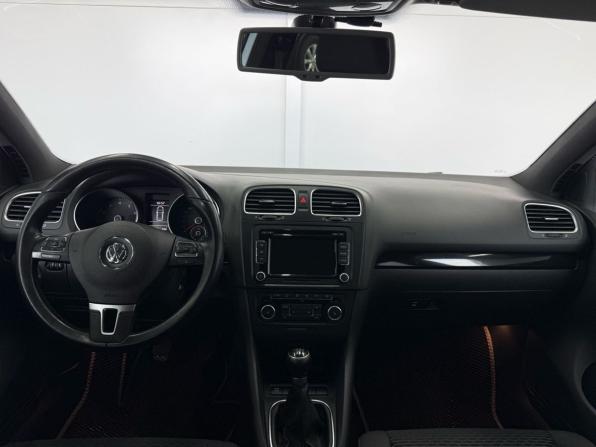 Volkswagen Golf VI с пробегом 2011 года, цена 1 049 000 рублей, 124000 км, хэтчбек, Автокод Объявления