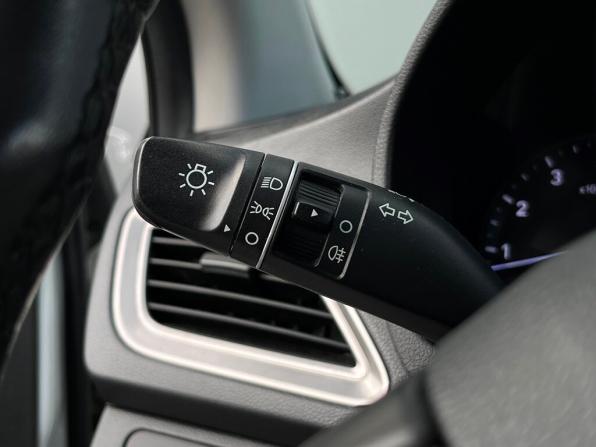 Hyundai Solaris II с пробегом 2019 года, цена 1 190 600 рублей, 129736 км, седан, Автокод Объявления