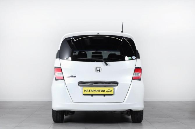 Honda Freed I Рестайлинг с пробегом 2014 года, цена 1 299 000 рублей, 64700 км, компактвэн, Автокод Объявления