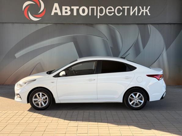 Hyundai Solaris II с пробегом 2019 года, цена 1 299 000 рублей, 98356 км, седан, Автокод Объявления