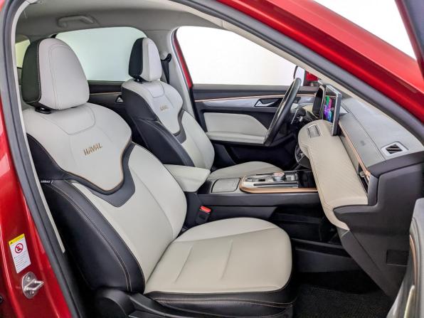 Haval Jolion I с пробегом 2022 года, цена 1 850 000 рублей, 35638 км, внедорожник, Автокод Объявления