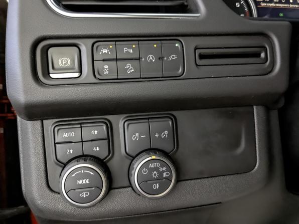 Chevrolet Tahoe V с пробегом 2021 года, цена 6 990 000 рублей, 129189 км, внедорожник, Автокод Объявления