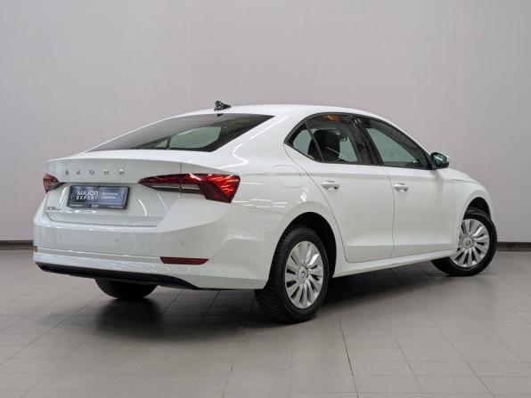 Skoda Octavia IV (A8) с пробегом 2021 года, цена 2 315 000 рублей, 81965 км, лифтбек, Автокод Объявления