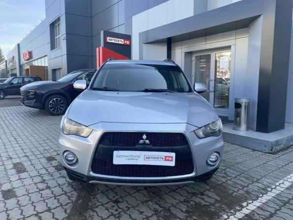 Mitsubishi Outlander II Рестайлинг с пробегом 2011 года, цена 970 000 рублей, 228687 км, внедорожник, Автокод Объявления
