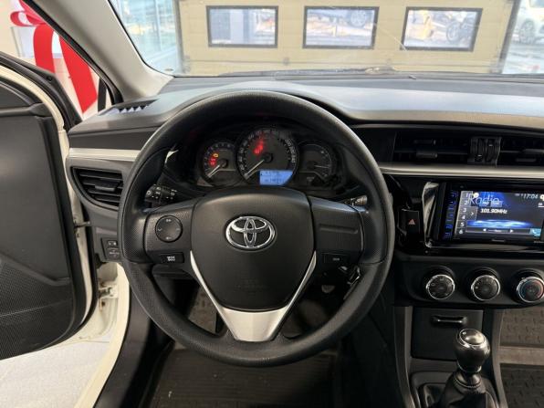 Toyota Corolla XI (E160 E170 E180) с пробегом 2014 года, цена 1 200 000 рублей, 149000 км, седан, Автокод Объявления