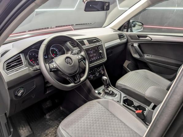 Volkswagen Tiguan II с пробегом 2020 года, цена 2 355 000 рублей, 138449 км, внедорожник, Автокод Объявления