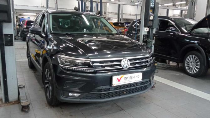 Volkswagen Tiguan II с пробегом 2019 года, цена 1 899 000 рублей, 241062 км, внедорожник, Автокод Объявления