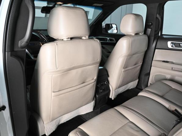 Ford Explorer V с пробегом 2015 года, цена 2 389 000 рублей, 207804 км, внедорожник, Автокод Объявления